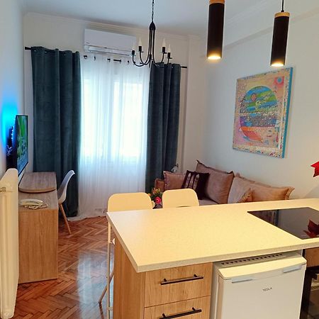 Golden Apartment In Victoria Atene Esterno foto